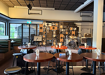 Bukit Merah Pubs The Blackbird image 2 Bukit Merah Pubs The Blackbird image 2