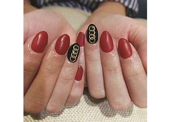 3 Best Nail Salons in Chinatown - Expert Recommendations