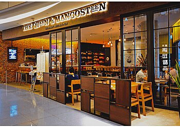 Bukit Merah Pubs The Queen & Mangosteen image 2 Bukit Merah Pubs The Queen & Mangosteen image 2