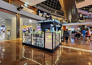 Marina Bay Shopping Malls The Shoppes at Marina Bay Sands image 3 Marina Bay Shopping Malls The Shoppes at Marina Bay Sands image 3