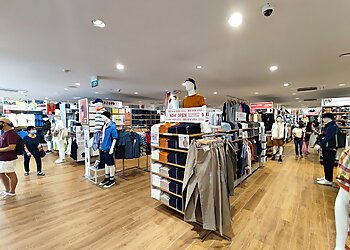 Ang Mo Kio Clothing Stores UNIQLO Ang Mo Kio image 2 Ang Mo Kio Clothing Stores UNIQLO Ang Mo Kio image 2