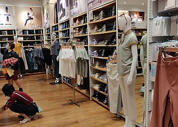 Tiong Bahru Clothing Stores UNIQLO Co. Ltd. image 2 Tiong Bahru Clothing Stores UNIQLO Co. Ltd. image 2