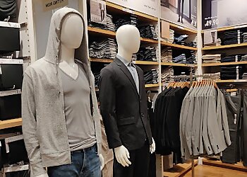 Tiong Bahru Clothing Stores UNIQLO Co. Ltd. image 3 Tiong Bahru Clothing Stores UNIQLO Co. Ltd. image 3