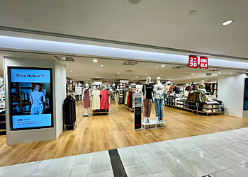 Raffles Place Clothing Stores UNIQLO Raffles Place image 2 Raffles Place Clothing Stores UNIQLO Raffles Place image 2