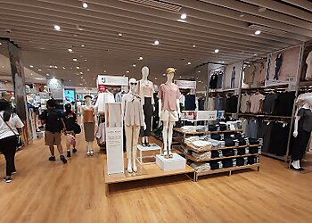 Telok Blangah Clothing Stores UNIQLO Telok Blangah image 3 Telok Blangah Clothing Stores UNIQLO Telok Blangah image 3