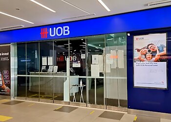 Serangoon Banks United Overseas Bank Serangoon image 1