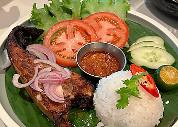 Raffles Place Vegetarian Restaurants VIBE Bistro image 1