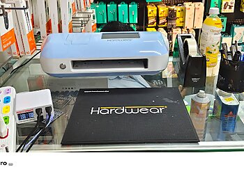 Tuas Mobile Shops VJ MOBILES Seal's and Services image 2 Tuas Mobile Shops VJ MOBILES Seal's and Services image 2