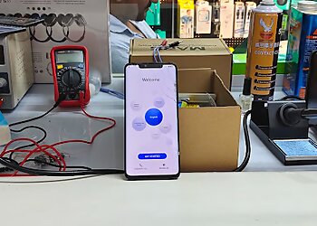 Tuas Mobile Shops VJ MOBILES Seal's and Services image 3 Tuas Mobile Shops VJ MOBILES Seal's and Services image 3