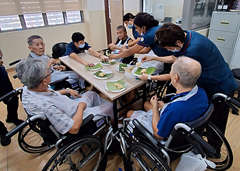 Yishun Nursing Homes Villa Francis Home image 2 Yishun Nursing Homes Villa Francis Home image 2