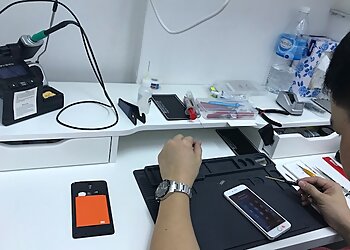 Macpherson Cell Phone Repair Well Mobile Pte Ltd. image 3 Macpherson Cell Phone Repair Well Mobile Pte Ltd. image 3