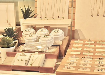 Chinatown Jewellers Yokdee Jadeite image 2 Chinatown Jewellers Yokdee Jadeite image 2