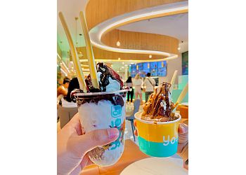 Raffles Place Frozen Yogurt Shops Yolé Cafe image 1