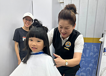 Tengah Hair Salons kcuts Tengah image 1