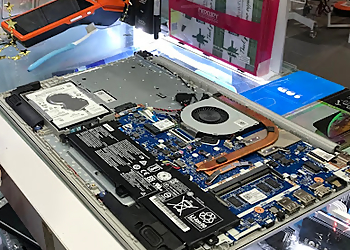 Sembawang Cell Phone Repair uBreakiFix Sembawang image 2 Sembawang Cell Phone Repair uBreakiFix Sembawang image 2